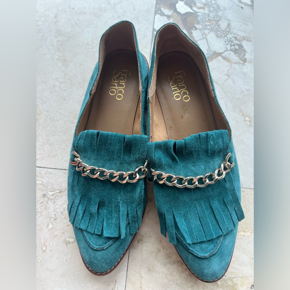 Brand new chain teal frindge flats